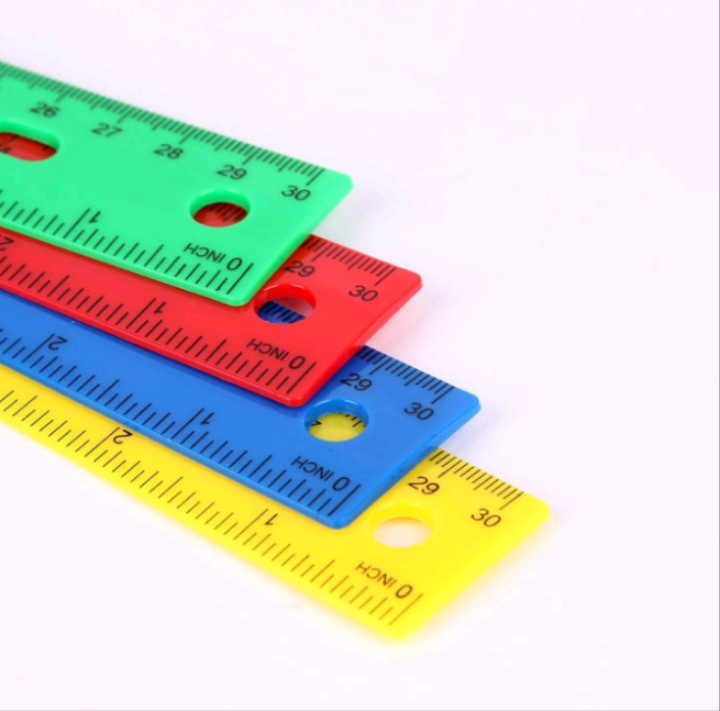 FLEXIBLE PLAIN COLOR PLASTIC RULER